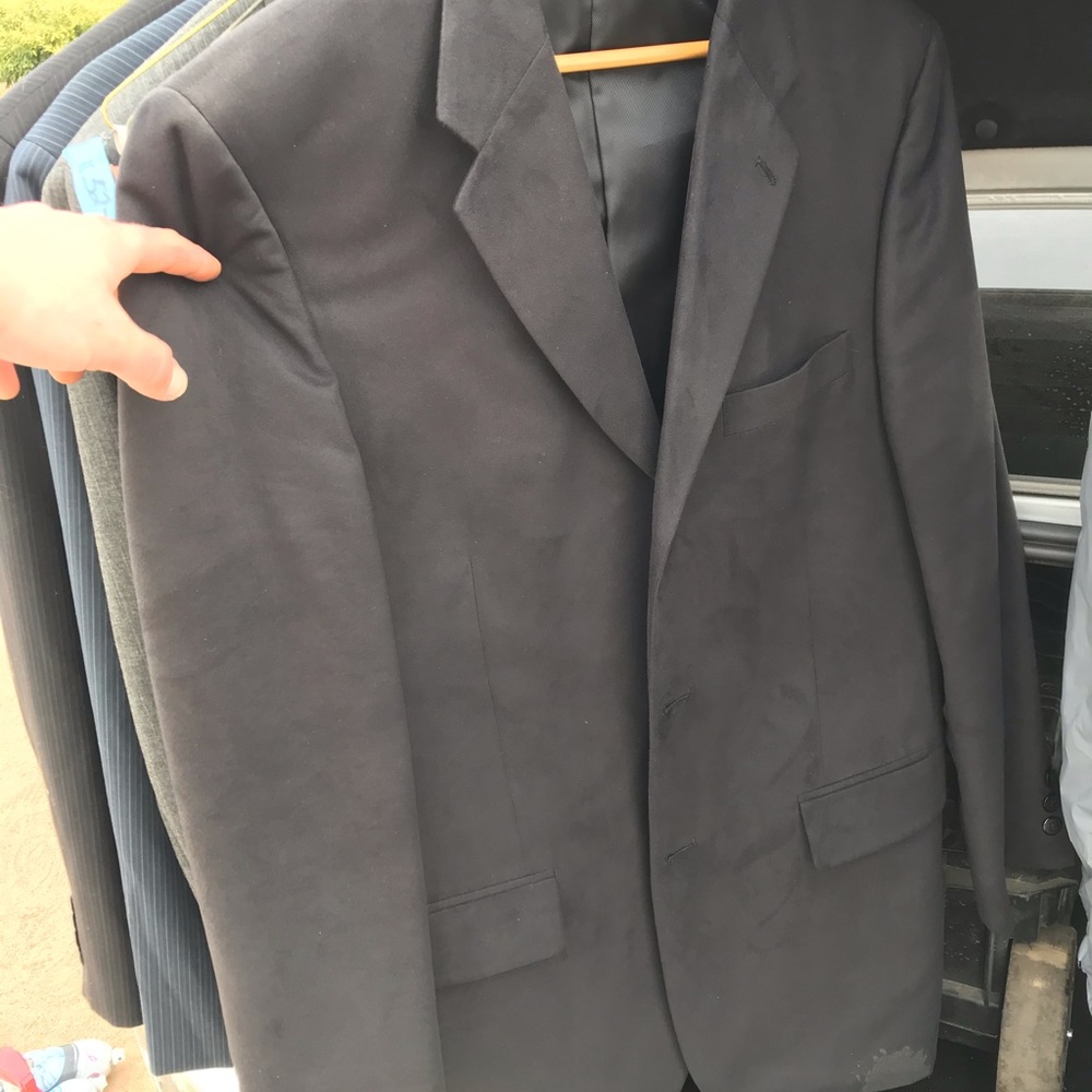 Blazer - Picture 4 of 4
